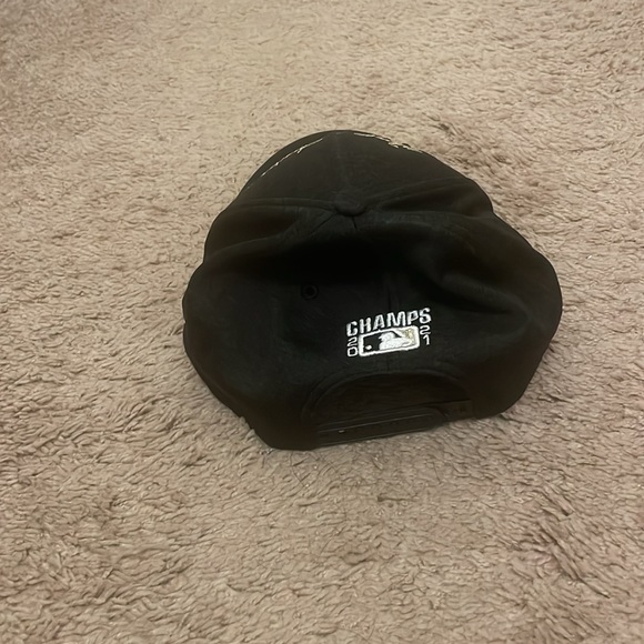 Black Atlanta Braves World Series 2021 Hat - Picture 3 of 5